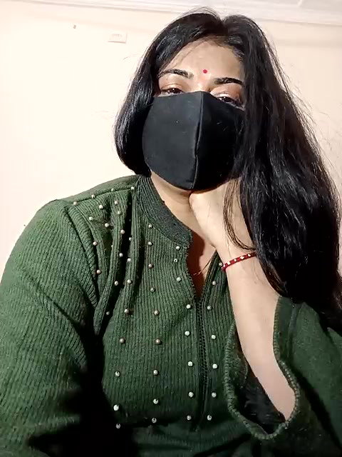 Stripchat-Public.Show-f-Ramshree22-2024.12.24.161358