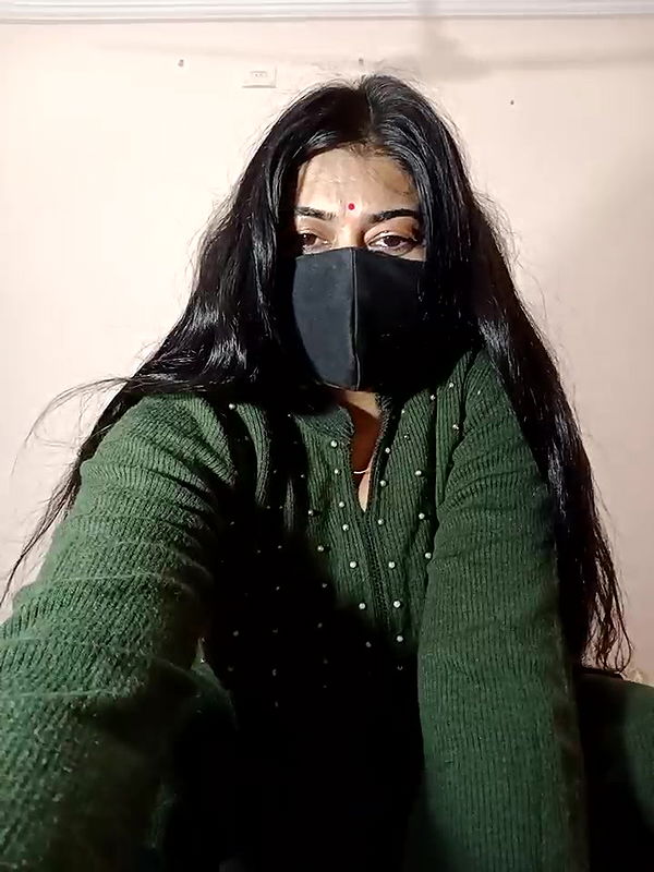 Stripchat-Public.Show-f-Ramshree22-2024.12.24.174106