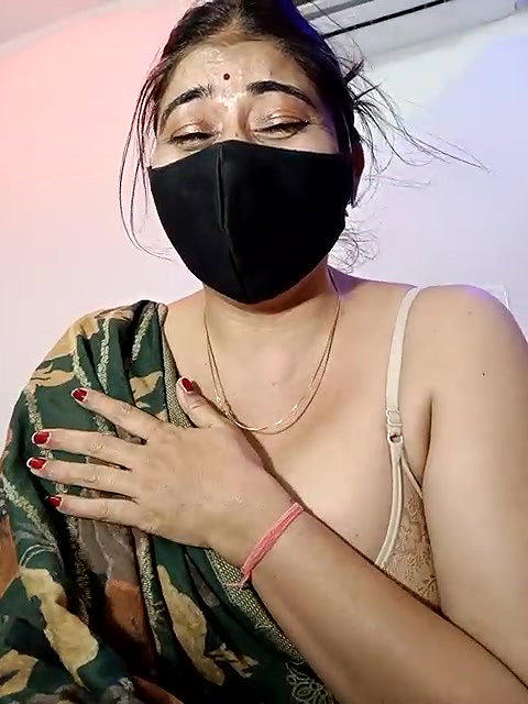 Stripchat-Public.Show-f-Ramshree22-2025.05.10.183150