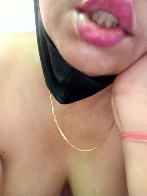 Stripchat-Public.Show-f-Ramshree22-2025.05.11.191821