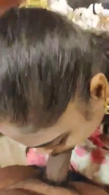Desi sexy bhabi suck her devar dick