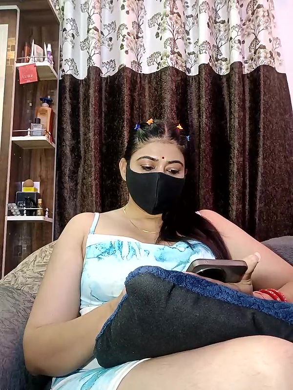 Stripchat-Public.Show-f-Ramshree22-2025.06.23.163356