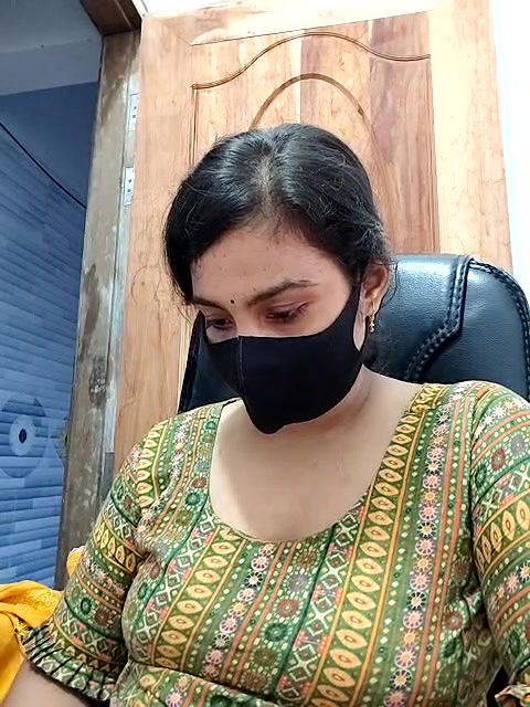 Stripchat-Public.Show-f-Ritusri_Dotta-2024.06.15.005528