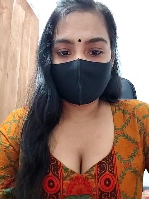 Stripchat-Public.Show-f-Ritusri_Dotta-2025.01.01.114035