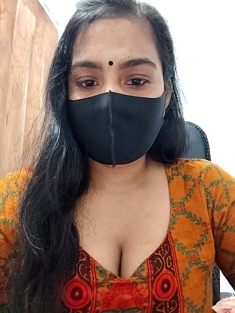 Stripchat-Public.Show-f-Ritusri_Dotta-2025.01.01.114035