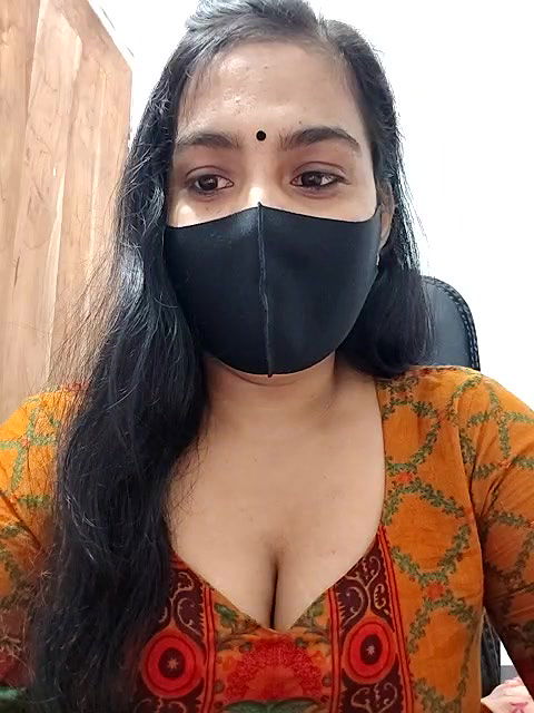 Stripchat-Public.Show-f-Ritusri_Dotta-2025.01.01.114035