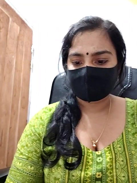 Stripchat-Public.Show-f-Ritusri_Dotta-2025.01.22.190156