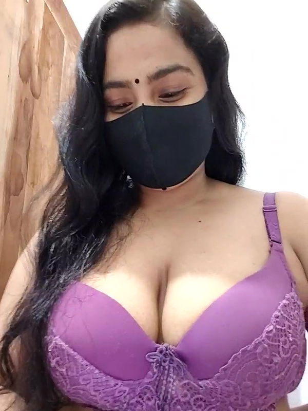 Stripchat-Public.Show-f-Ritusri_Dotta-2025.04.15.162101