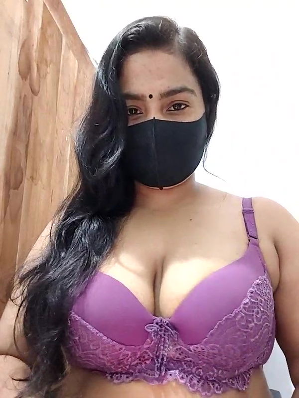 Stripchat-Public.Show-f-Ritusri_Dotta-2025.04.15.162101