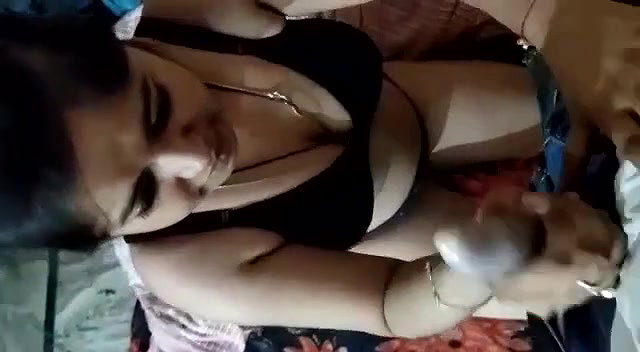Cute girl handjob