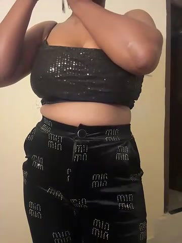 Stripchat-Public.Show-f-Strip-rose-2025.05.19.185737