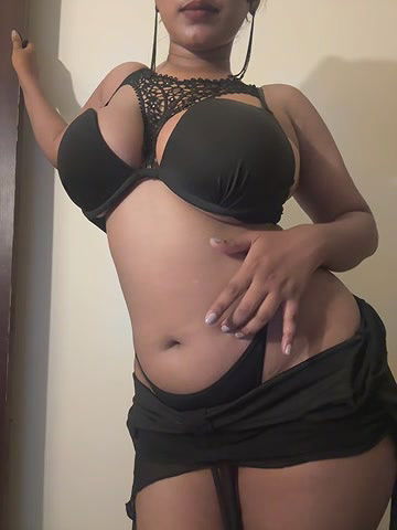 Stripchat-Public.Show-f-Strip-rose-2025.05.19.204734