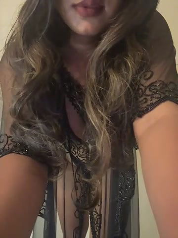 Stripchat-Public.Show-f-Strip-rose-2025.05.19.212936