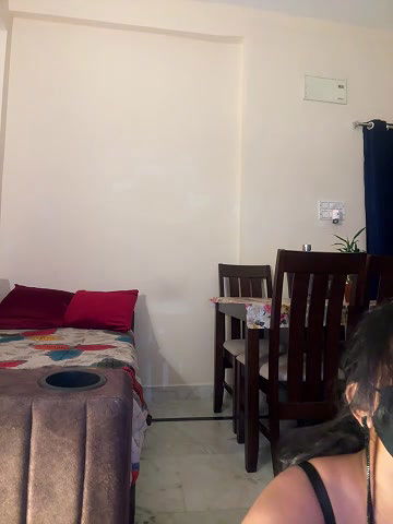 Stripchat-Public.Show-f-Strip-rose-2025.05.30.174546