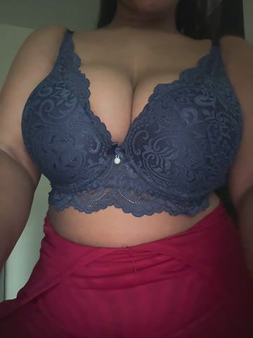 Stripchat-Public.Show-f-Strip-rose-2025.06.02.072236