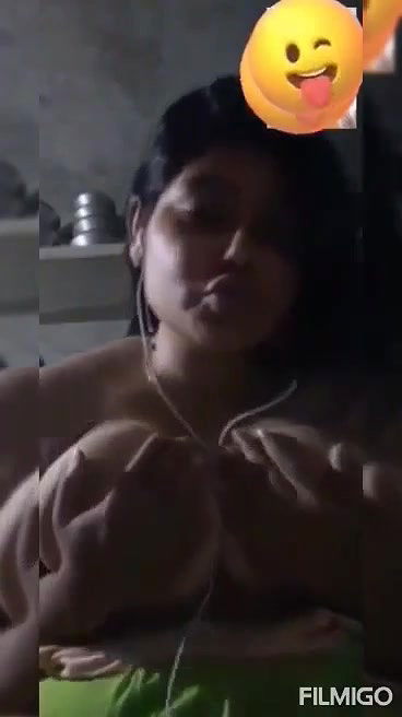 Sexy Girl Playing With Her BigBoobs