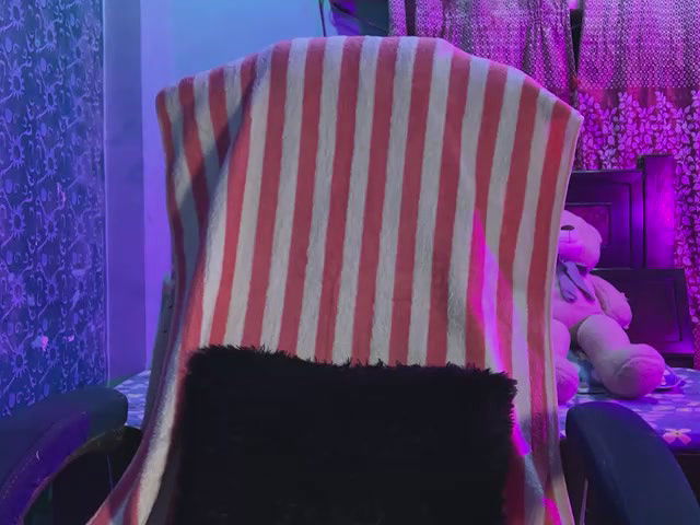 Stripchat-Public.Show-f-Sweet__queen2-2025.05.30.185940