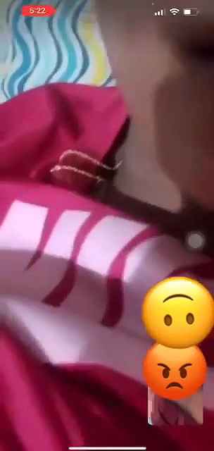 Sexy girl Shows her Boobs and Pussy on VC