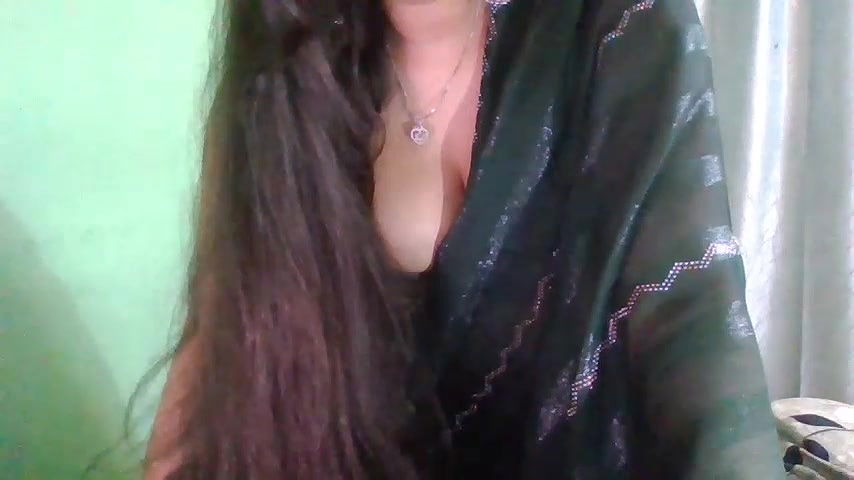 Stripchat-Public.Show-f-Yashika_Love1-2025.02.15.020323