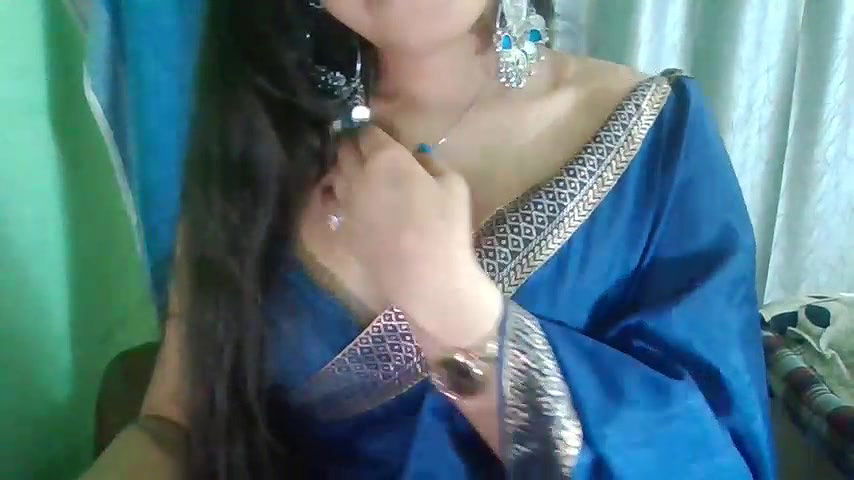Stripchat-Public.Show-f-Yashika_Love1-2025.02.20.194844