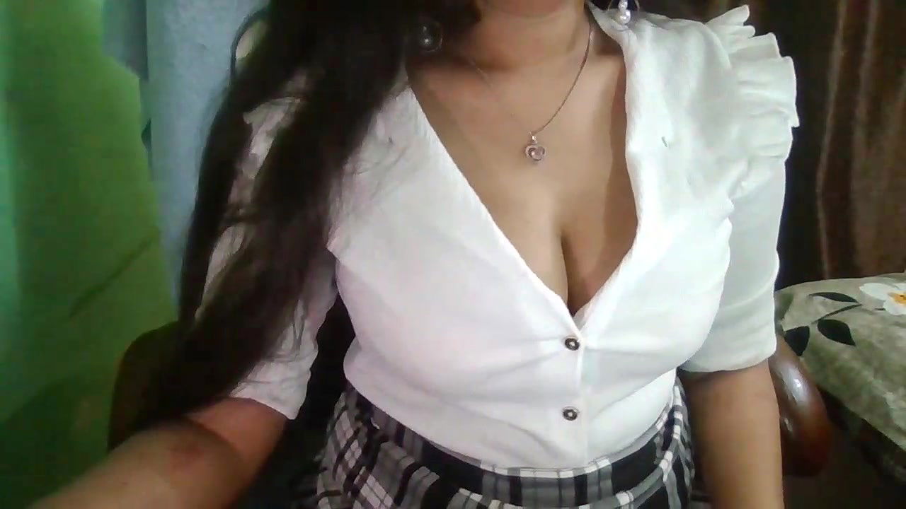 Stripchat-Public.Show-f-Yashika_Love1-2025.04.03.191132