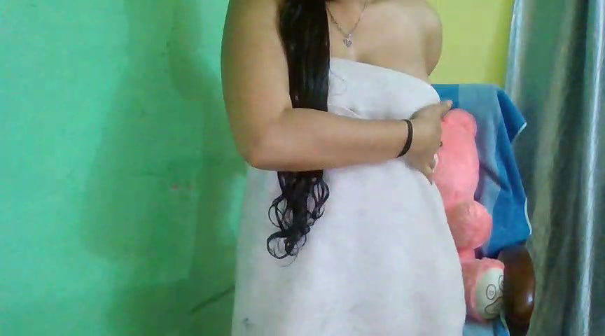 Stripchat-Public.Show-f-Yashika_Love1-2025.04.09.035437