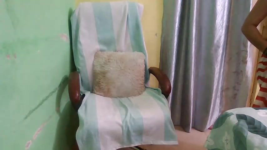 Stripchat-Public.Show-f-Yashika_Love1-2025.06.14.234932