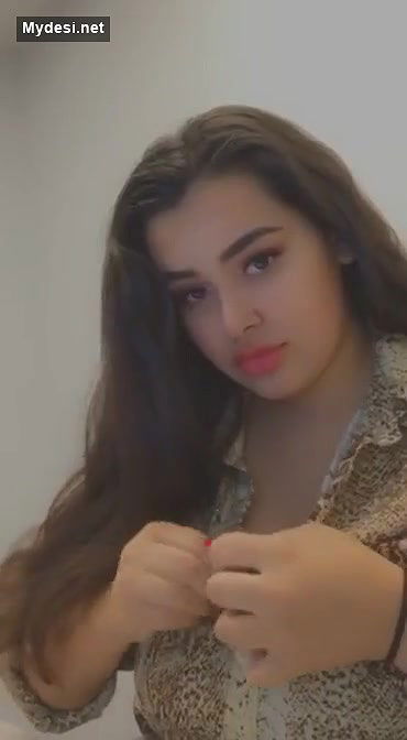 Desi cute model big boobs