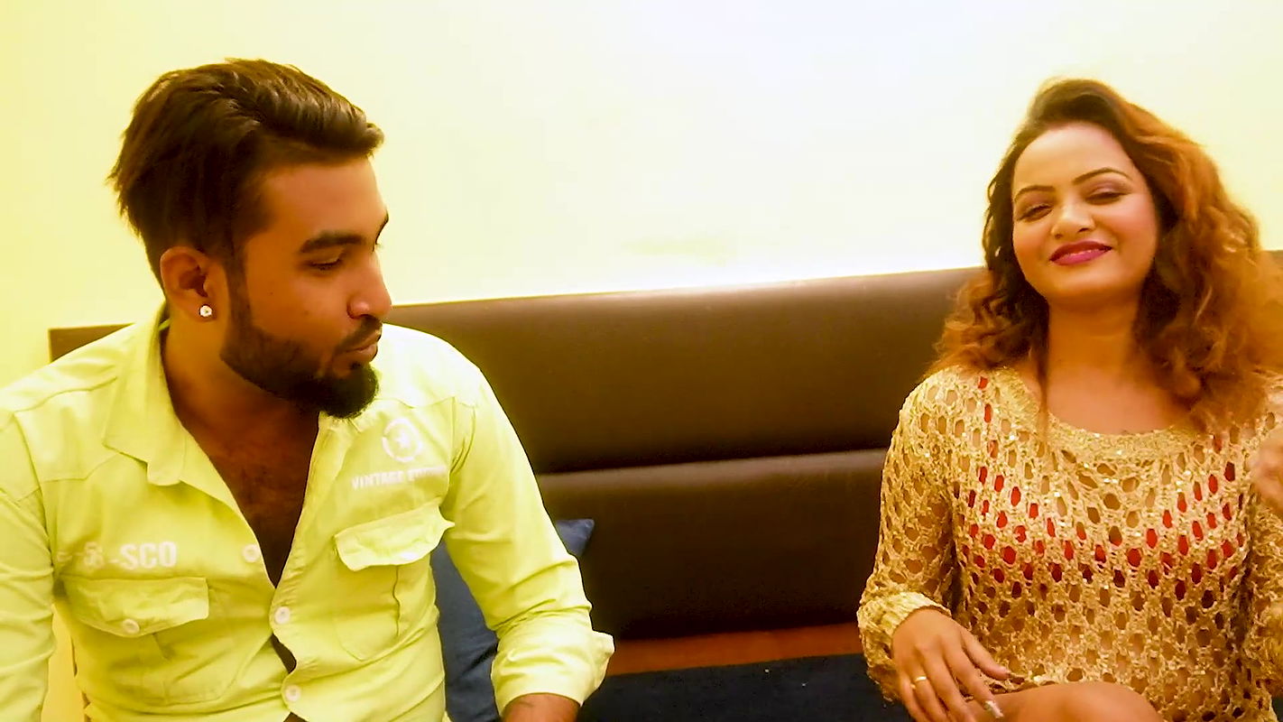 BIG COCK ROOM OWNERS SON FUCKED HIS SEXY TENANT