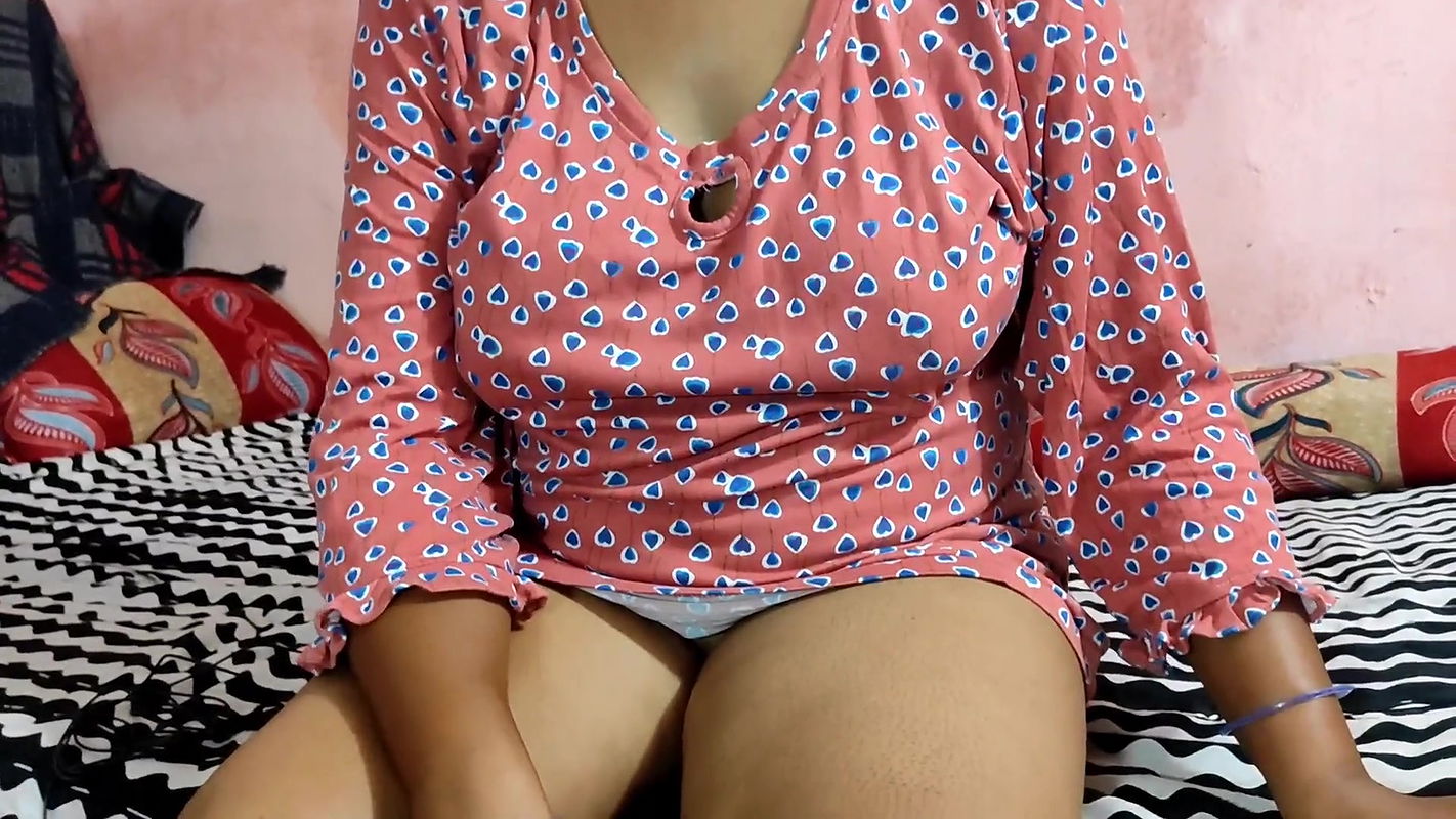 Uncle ko apni beti k friend k gand sunane ka shock