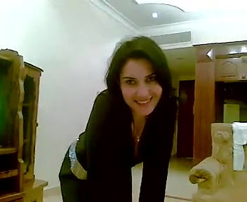 Desi cute girl nude dance