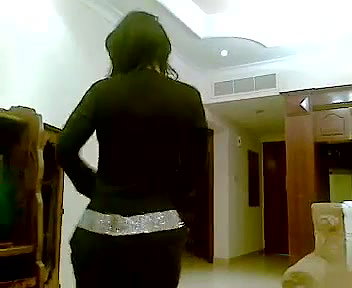 Desi cute girl nude dance