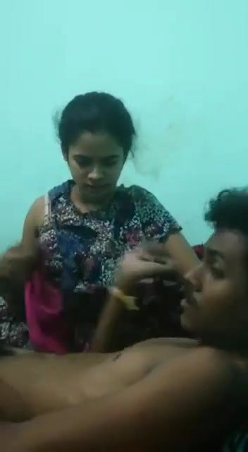 Extremely Cute Model Gets Naughty with her Photographer Latest Exclusive Viral Stuff