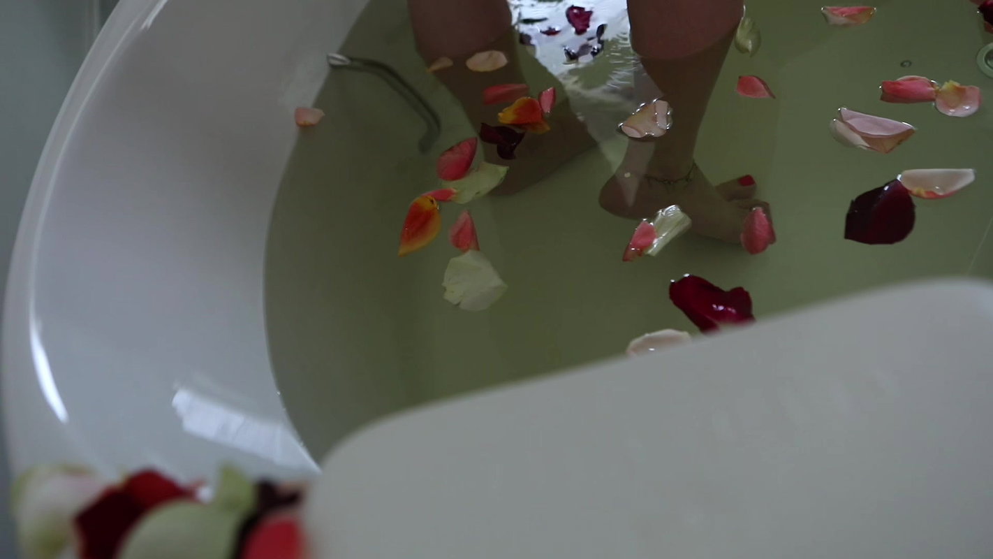 Pregnant Moments Before Birth with Angel Busty69