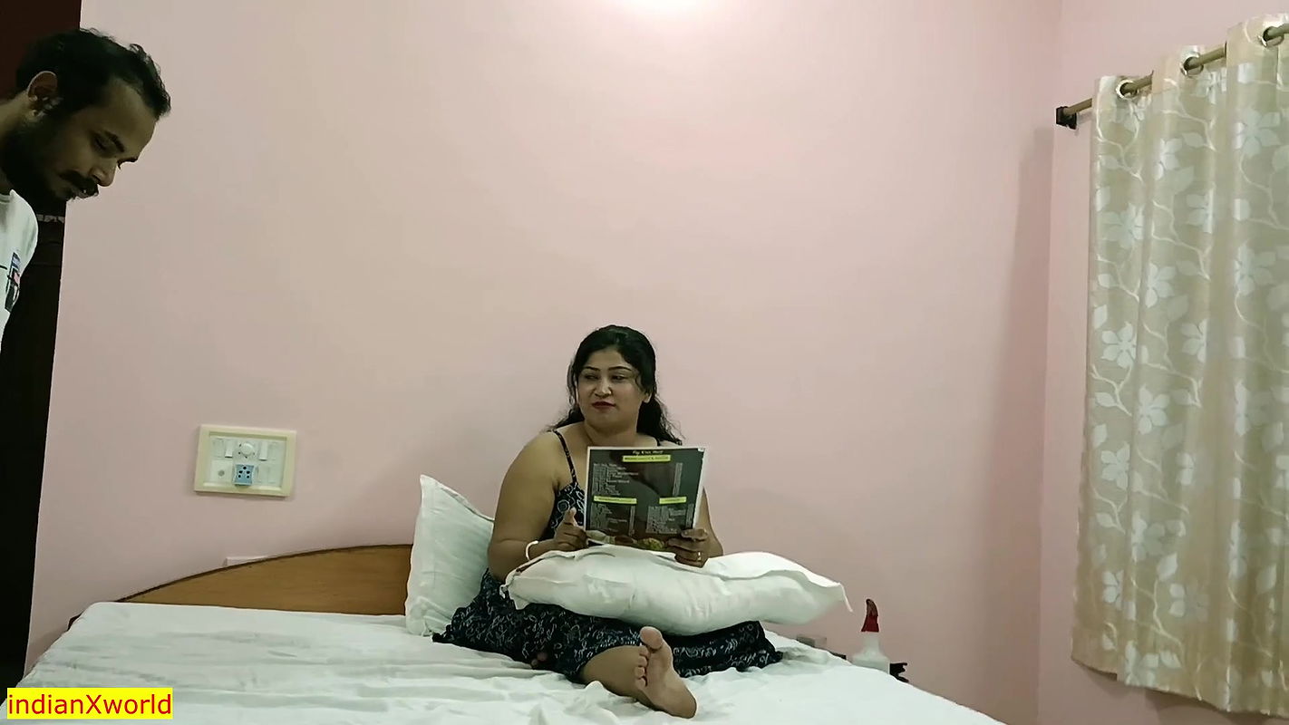 Desi Rich Wife Talking Dirty talk while fucking!! Hot Bhabhi Chudai