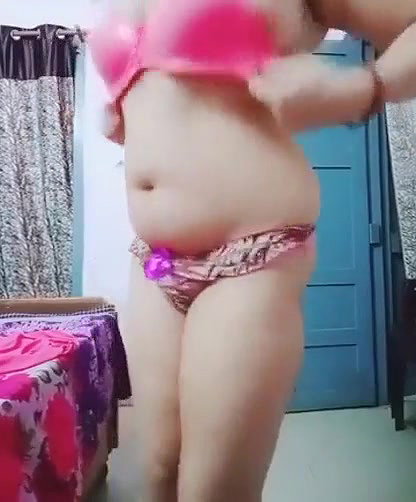 Horny Chandigarh Kuri Dancing