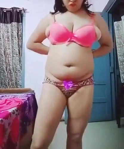 Horny Chandigarh Kuri Dancing