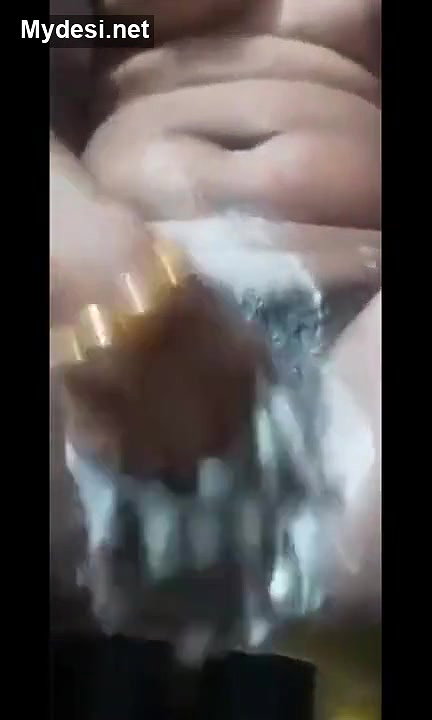Desi village aunty fun on bath time