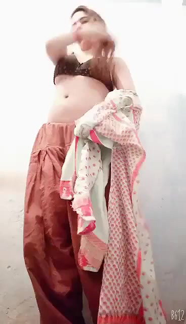 Desi Punjabi girl showing her boobs and ass