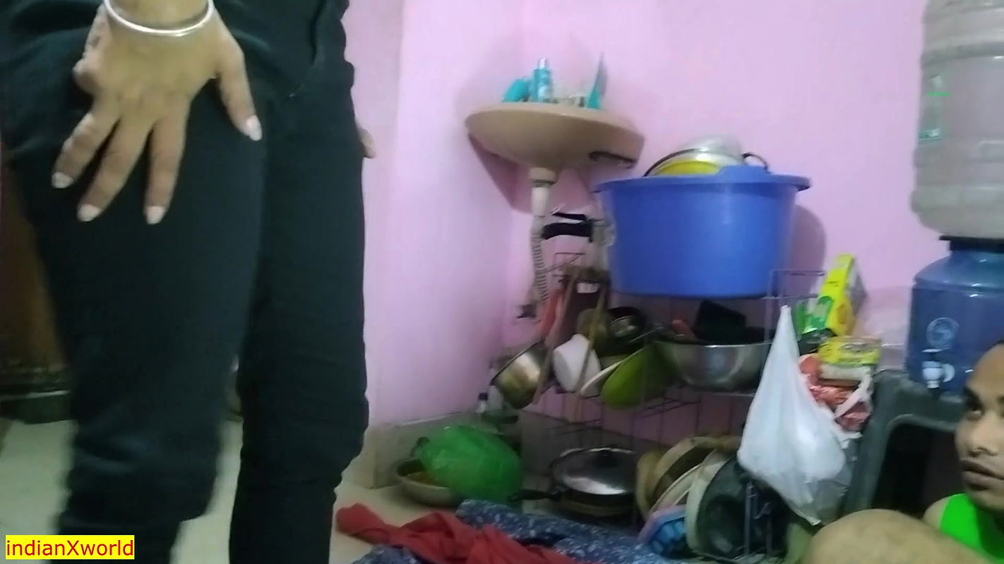 Indian New Model Fucked by Flim Director! Hindi Model Sex