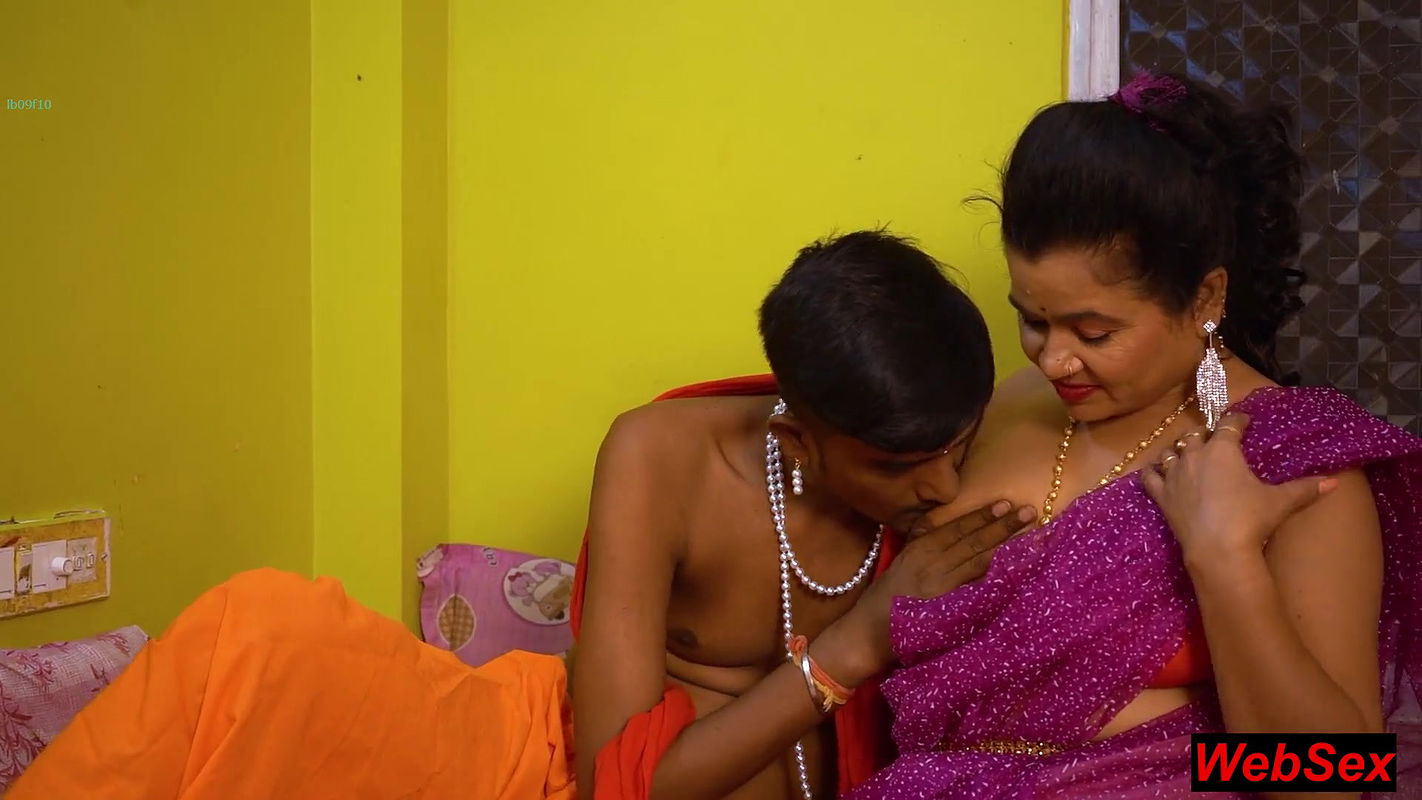 Indian king fucks his Personal Maid! Raja Babu Fuck me