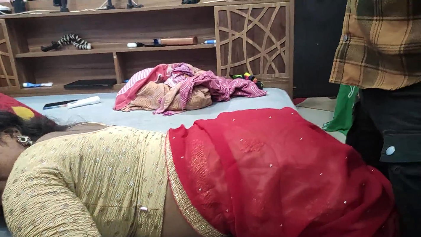 Mallu girl hot red half saree romance and sex with boy friend