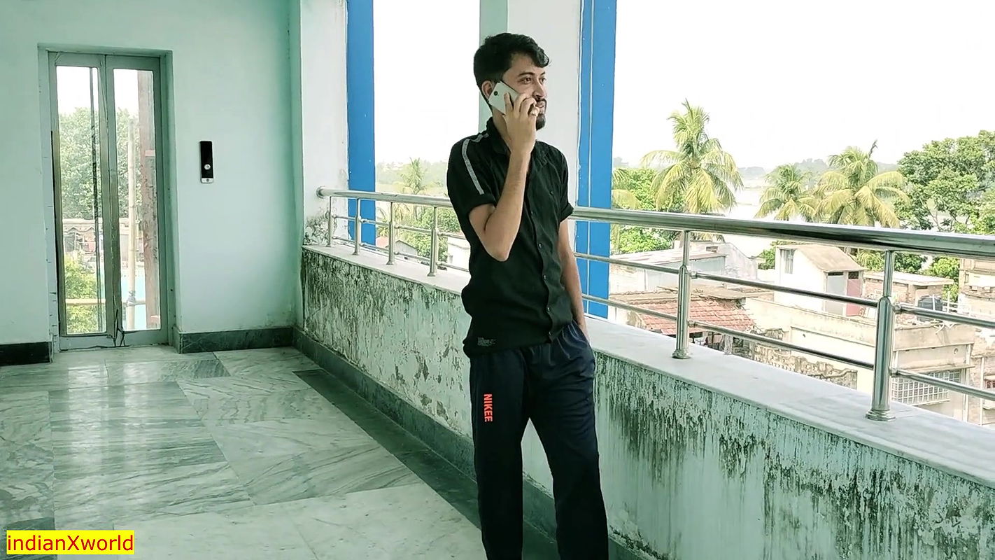 Indian hot beautiful Bhabhi one night stand sex! Amazing XXX Hindi sex