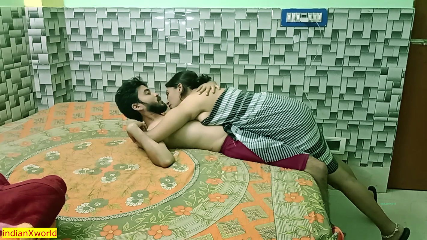 Indian best hot xxx sex! Beautiful hot Bhabhi’s first cheating sex!