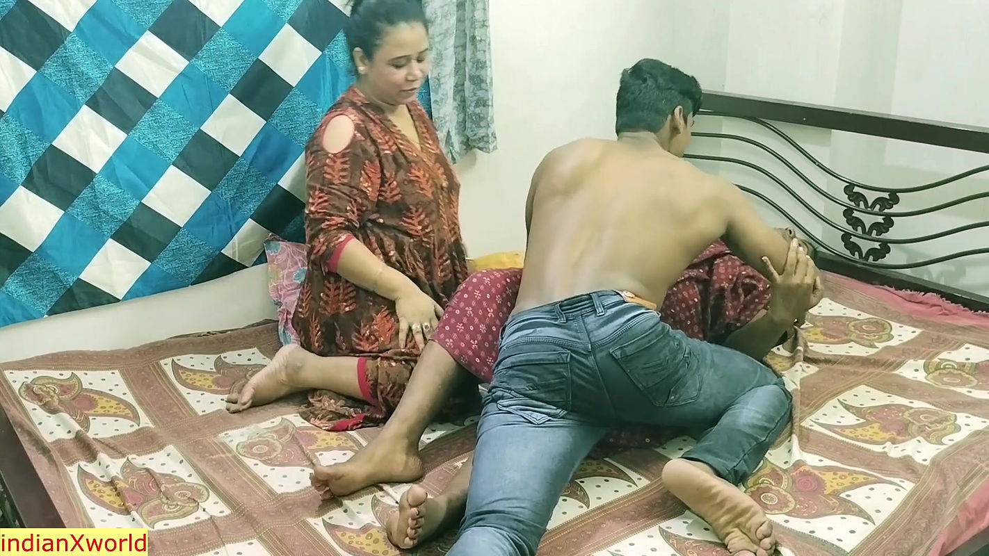 Indian hot threesome sex.. I fucked my girlfriend and her sexy bhabhi together!!