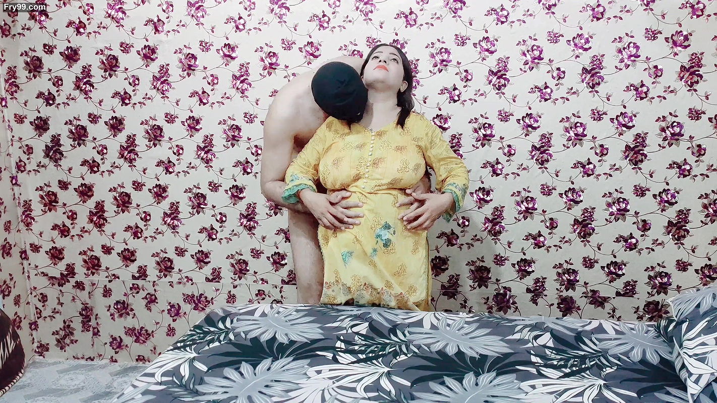 Perfect Curvy With Amazing Tits Romantic Sex With Boyfriend