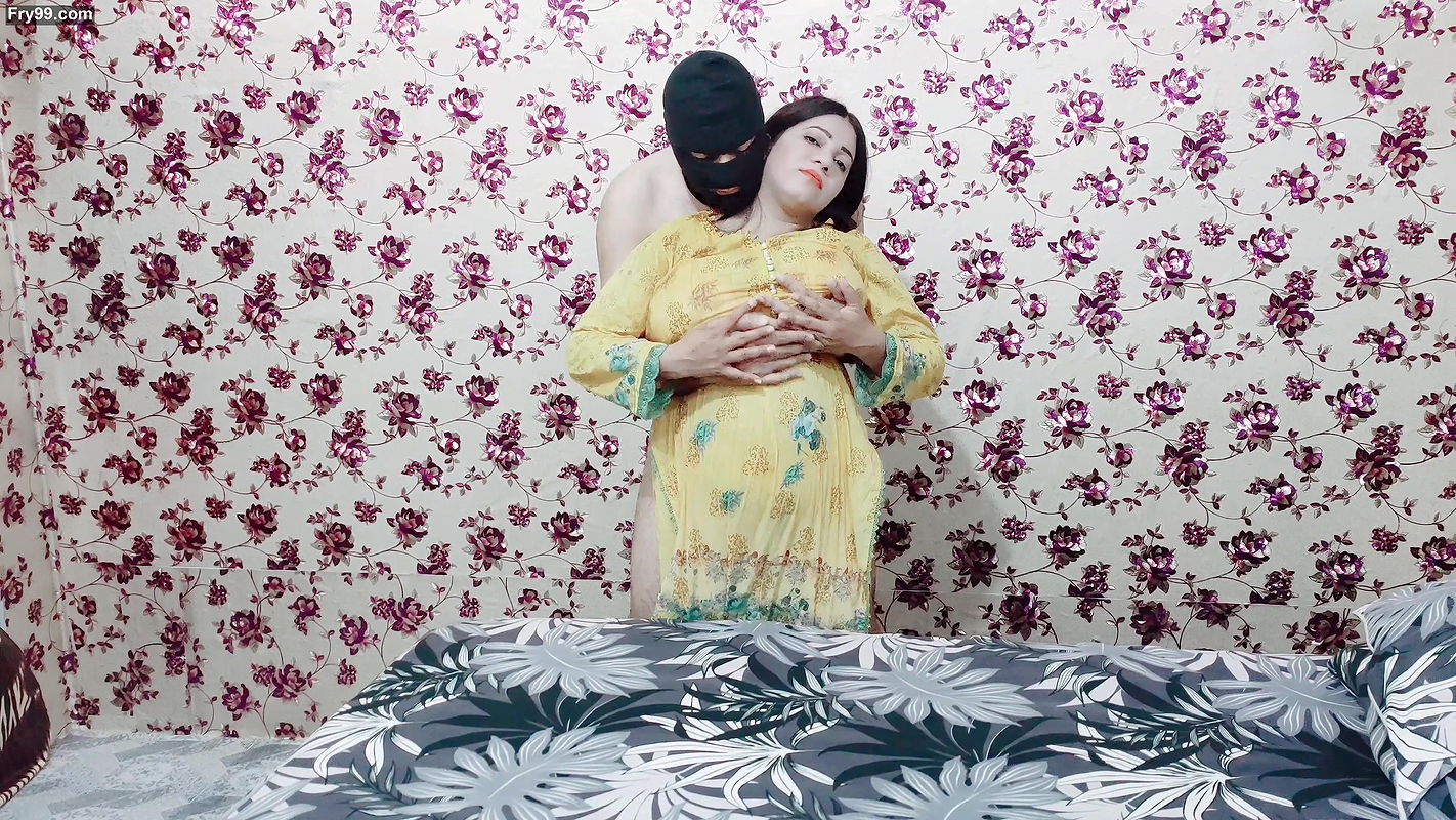 Perfect Curvy With Amazing Tits Romantic Sex With Boyfriend