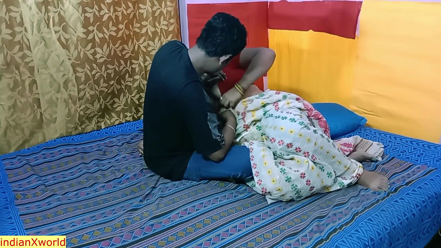Indian hot xxx bhabhi paying husband’s debt! New Bengali bhabhi sex video