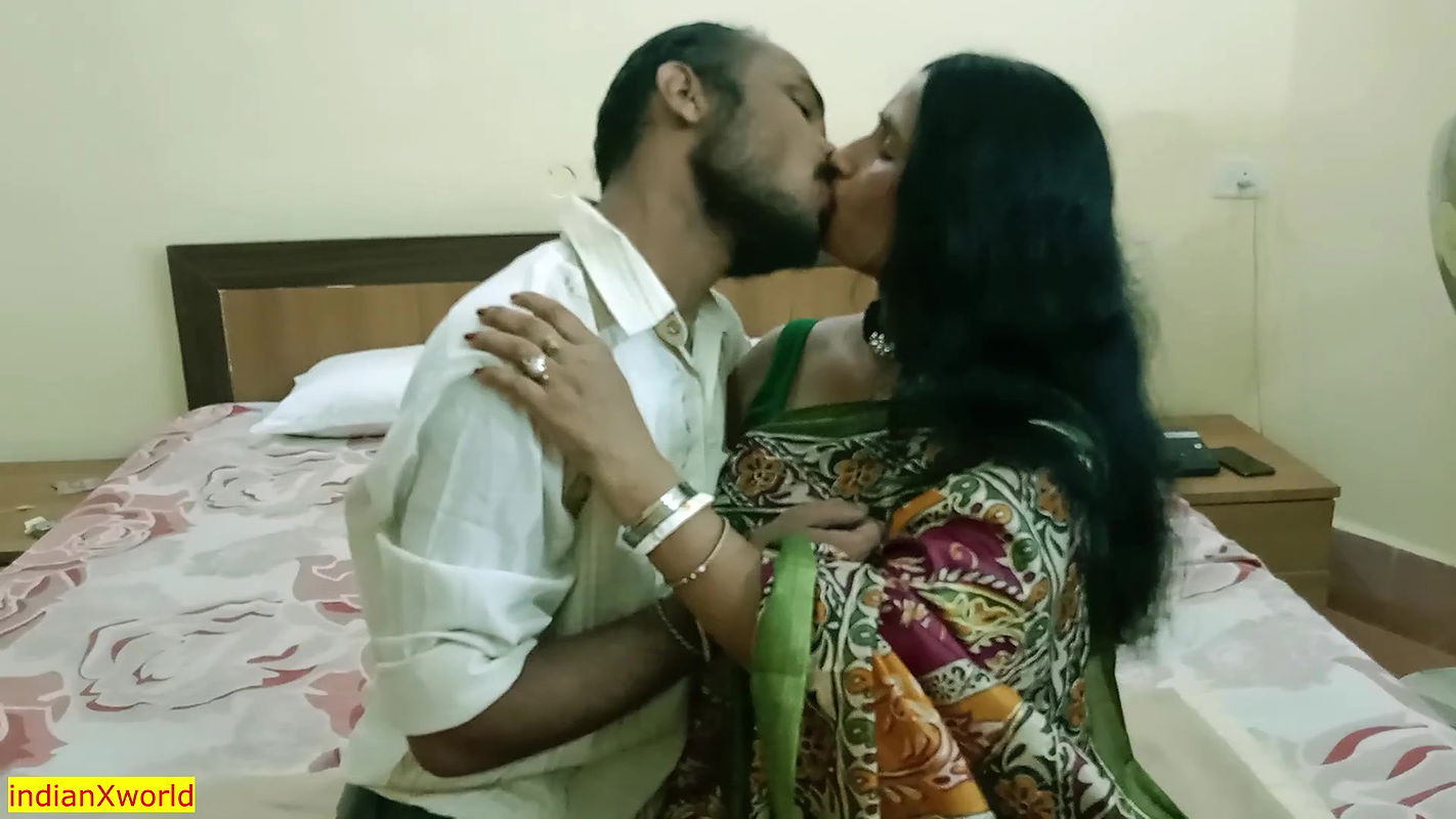 Indian Hot Bhabhi Dating And Fucking With Devar! Please Don’t Cum Inside My Pussy!!