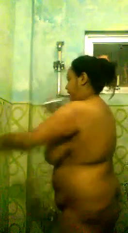 Booby Bengali Babe Bath